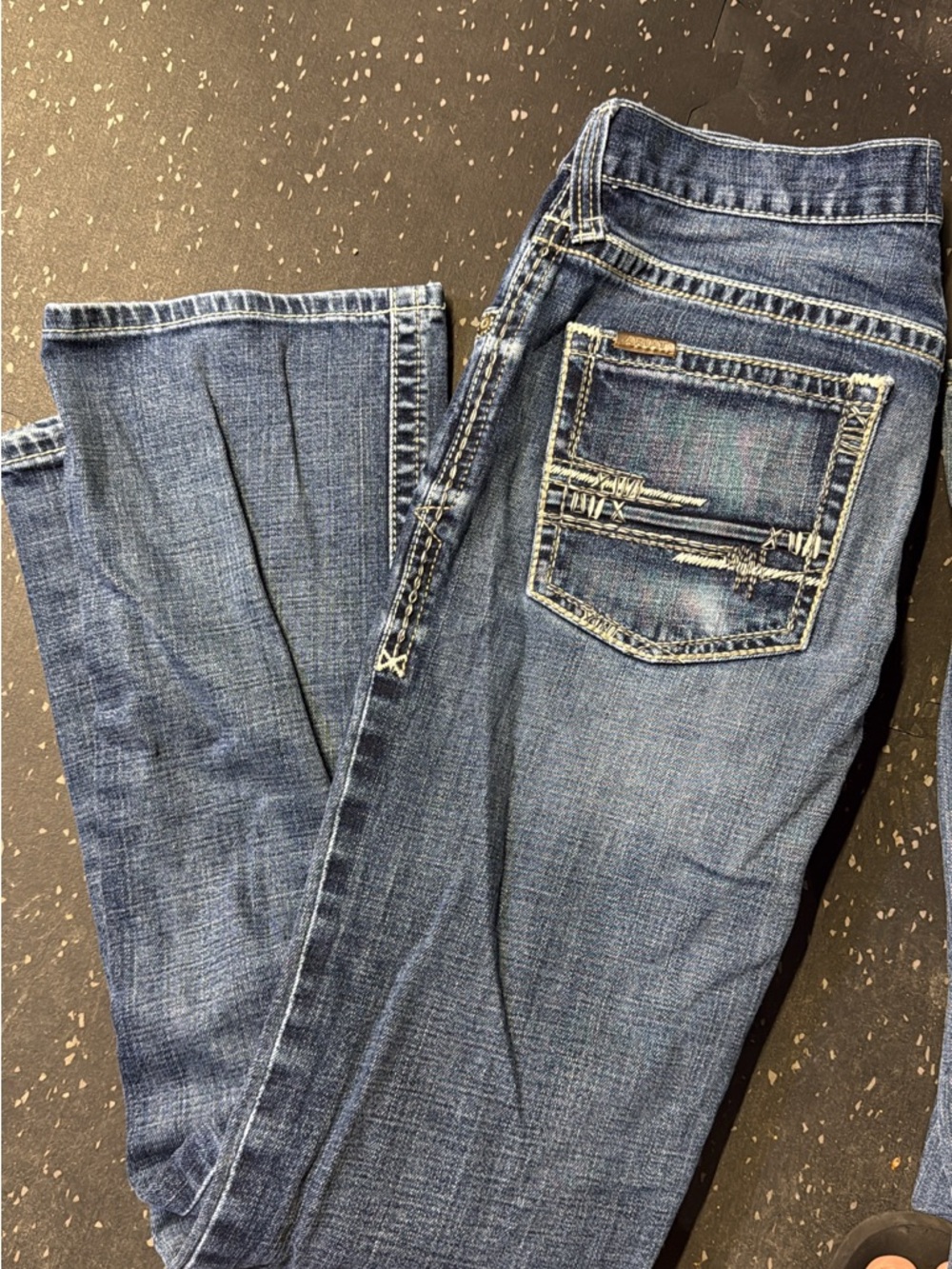 Ariat Men's Bootcut Jeans in Faded Blue with Contrast Stitching